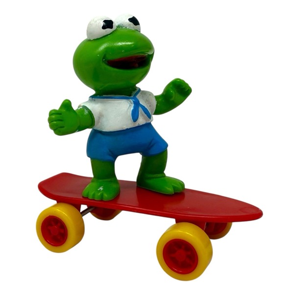 Vtg 1986 McDonald's Happy Meal Muppet Babies Kermit w/ Skateboard Accessory Red - Picture 2 of 7